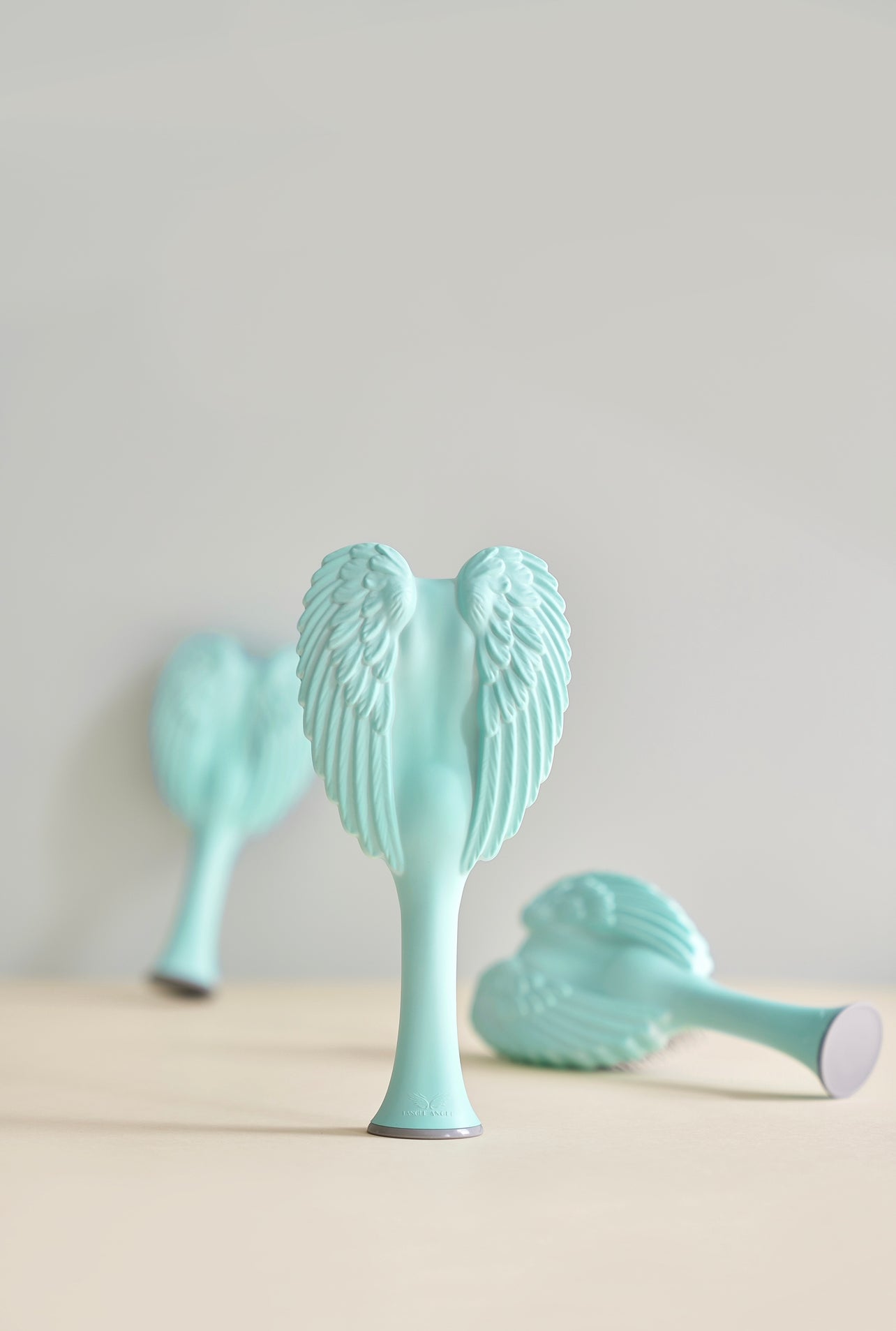 Phoenix Nationale  TANGLE ANGEL 2.0  Matt Satin Mint/Grey Teeth 
