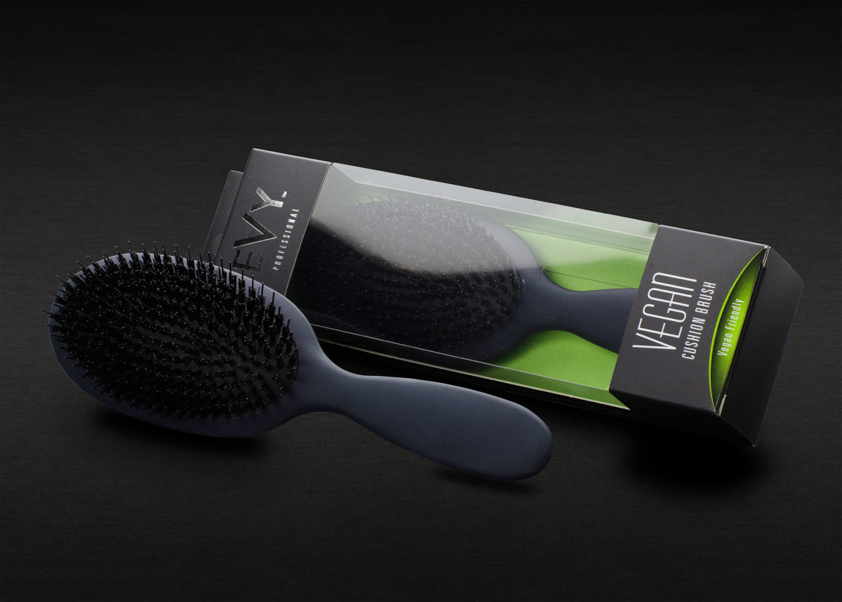 EVY VEGAN CUSHION BRUSH X Phoenix Nationale