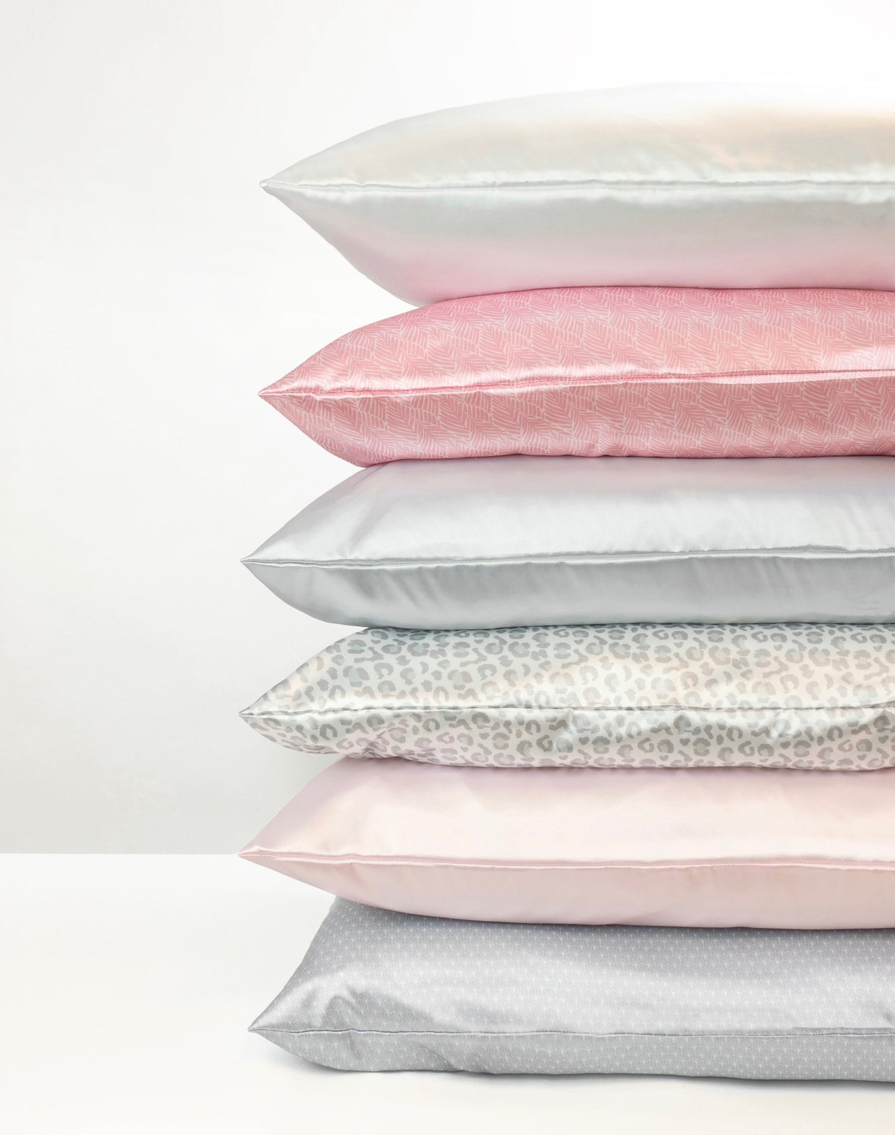 LL Bye Bye Beadhead Silky Satin Pillowcase | Lofted